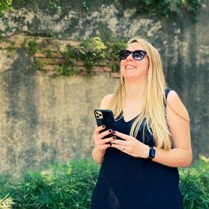 Meet your Posher, Stephanie